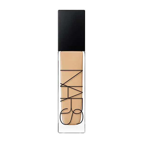Natural Radiant Foundation with Free Pixi Blusher Gift (₹1950 Value)